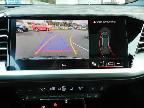 Used 2024 Audi Q4 e-tron Premium Plus w/ Premium Plus image 33