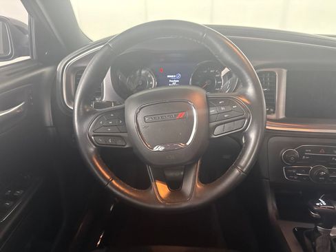 Used 2022 Dodge Charger SXT w/ Plus Group RWD image 11