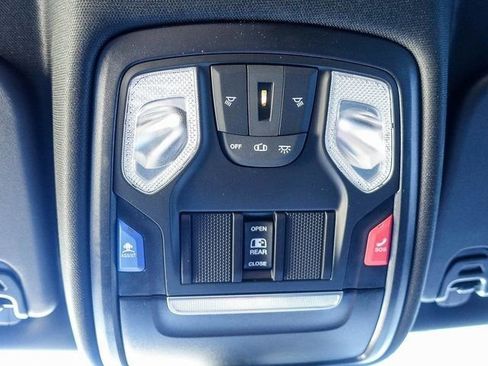 New 2026 RAM 1500 Express AWD/4WD image 13