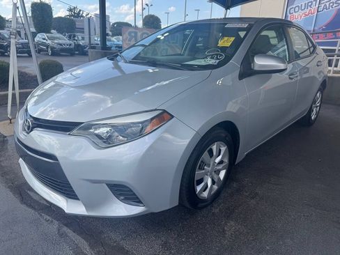 Used 2015 Toyota Corolla LE FWD image 1