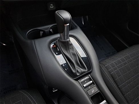 Certified 2023 Honda HR-V LX image 31