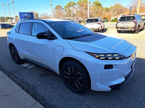 New 2026 Subaru Solterra Premium image 8