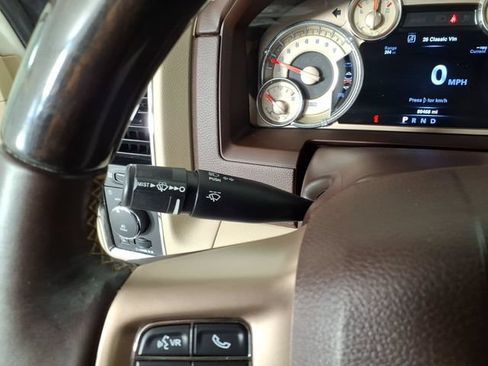 Used 2016 RAM 1500 Laramie Longhorn w/ Convenience Group AWD/4WD image 18