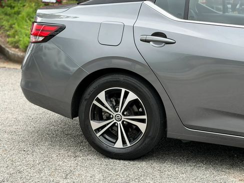Used 2022 Nissan Sentra SV FWD image 8