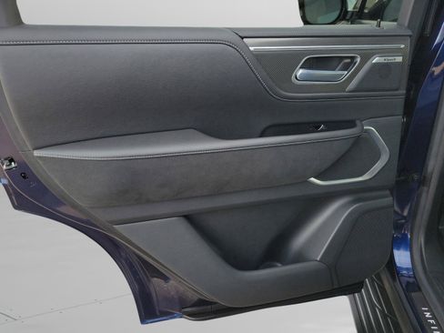 Used 2025 INFINITI QX80 Luxe RWD image 22