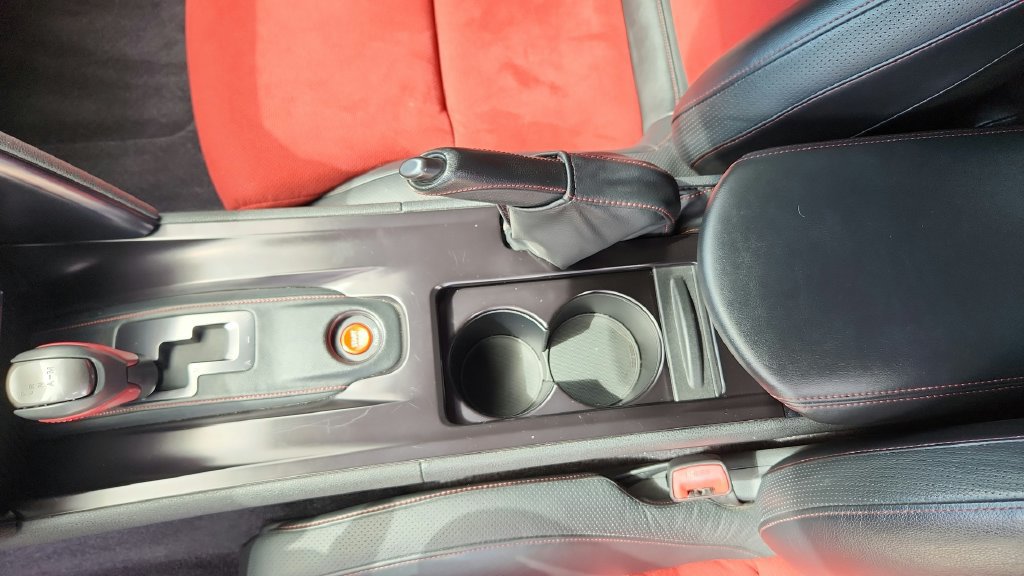 Used 2015 Nissan GT-R NISMO AWD/4WD image 40