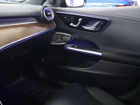 Certified 2025 Mercedes-Benz C 300 Sedan image 42