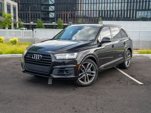 Used 2018 Audi Q7 3.0T Prestige w/ Prestige Package AWD/4WD image 1