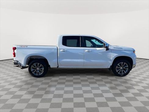 Used 2026 Chevrolet Silverado 1500 LT image 4