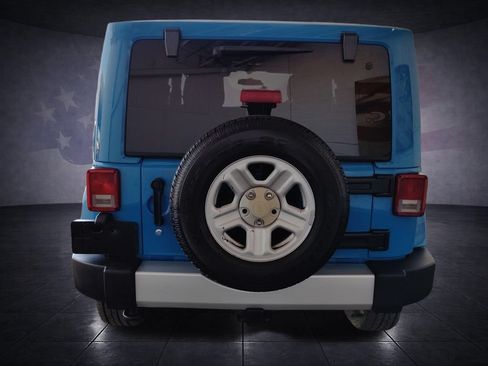Used 2011 Jeep Wrangler Sahara w/ Trailer Tow Group AWD/4WD image 4