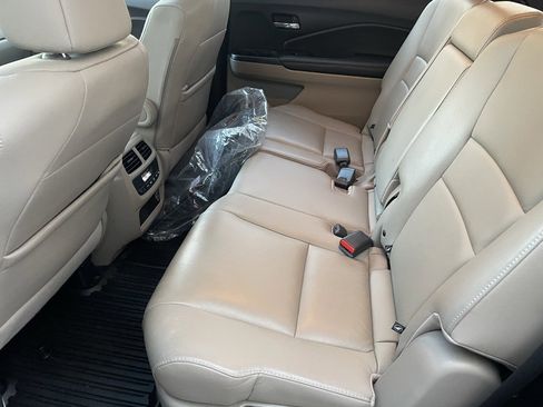 Certified 2022 Honda Pilot Special Edition image 11