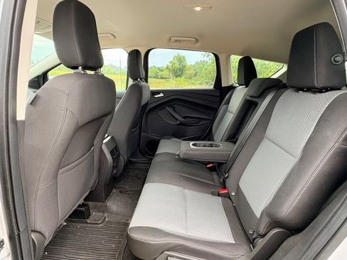 Used 2018 Ford Escape SE AWD/4WD image 10
