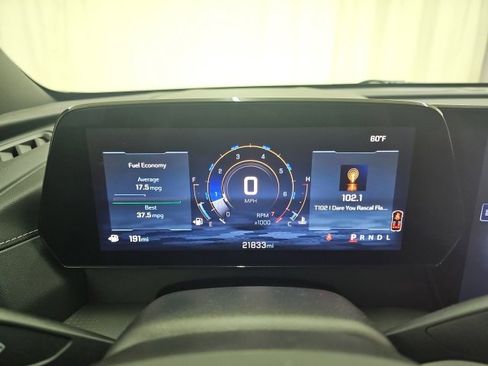 Used 2025 Chevrolet Traverse LT image 27