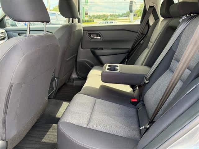 Used 2026 Nissan Rogue SV FWD image 15