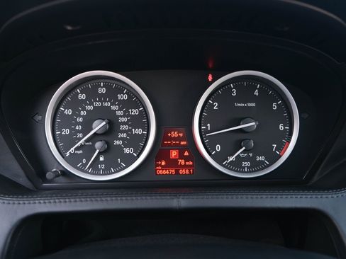 Used 2010 BMW 650i Coupe image 23