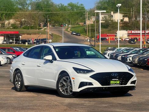 Used 2021 Hyundai Sonata SEL FWD image 1
