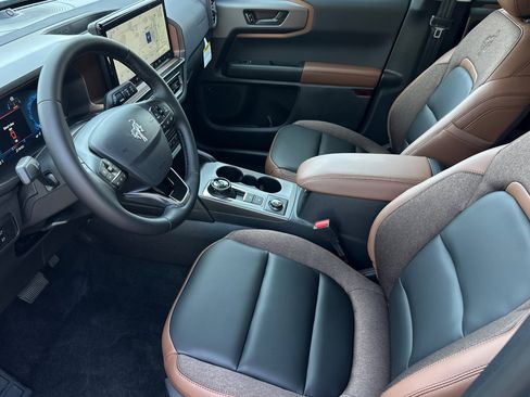 New 2025 Ford Bronco Sport Outer Banks w/ Outer Banks Tech Package+ image 9