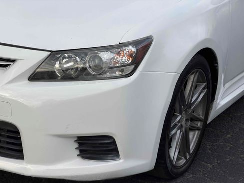 Used 2012 Scion tC FWD image 7