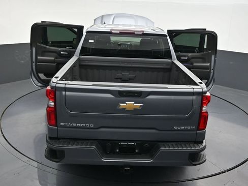 Used 2022 Chevrolet Silverado 1500 Custom RWD image 38