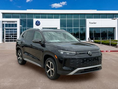 New 2026 Volkswagen Tiguan SE AWD/4WD image 3