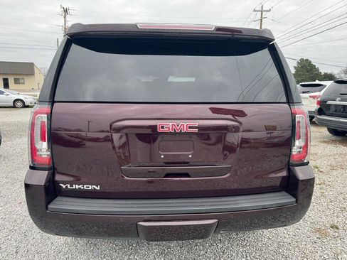 Used 2017 GMC Yukon SLT w/ Open Road Package image 4