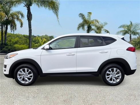 Used 2020 Hyundai Tucson SE image 2