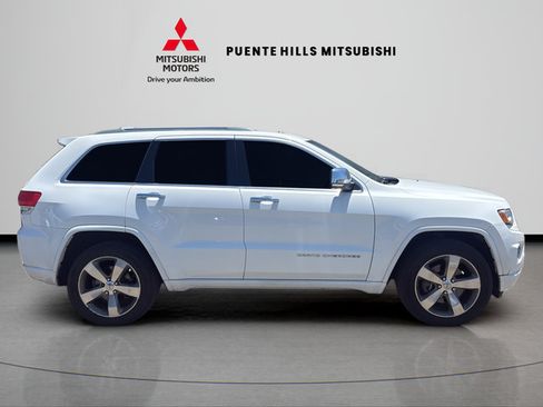 Used 2014 Jeep Grand Cherokee Overland AWD/4WD image 4