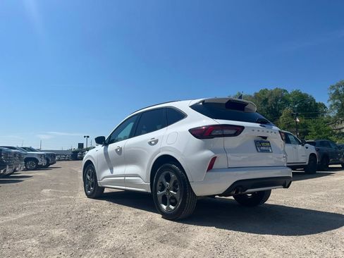 Used 2023 Ford Escape ST-Line AWD/4WD image 6