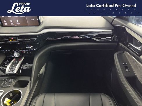 Used 2023 Acura MDX SH-AWD image 19