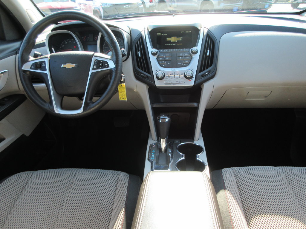 Certified 2017 Chevrolet Equinox LT FWD image 16