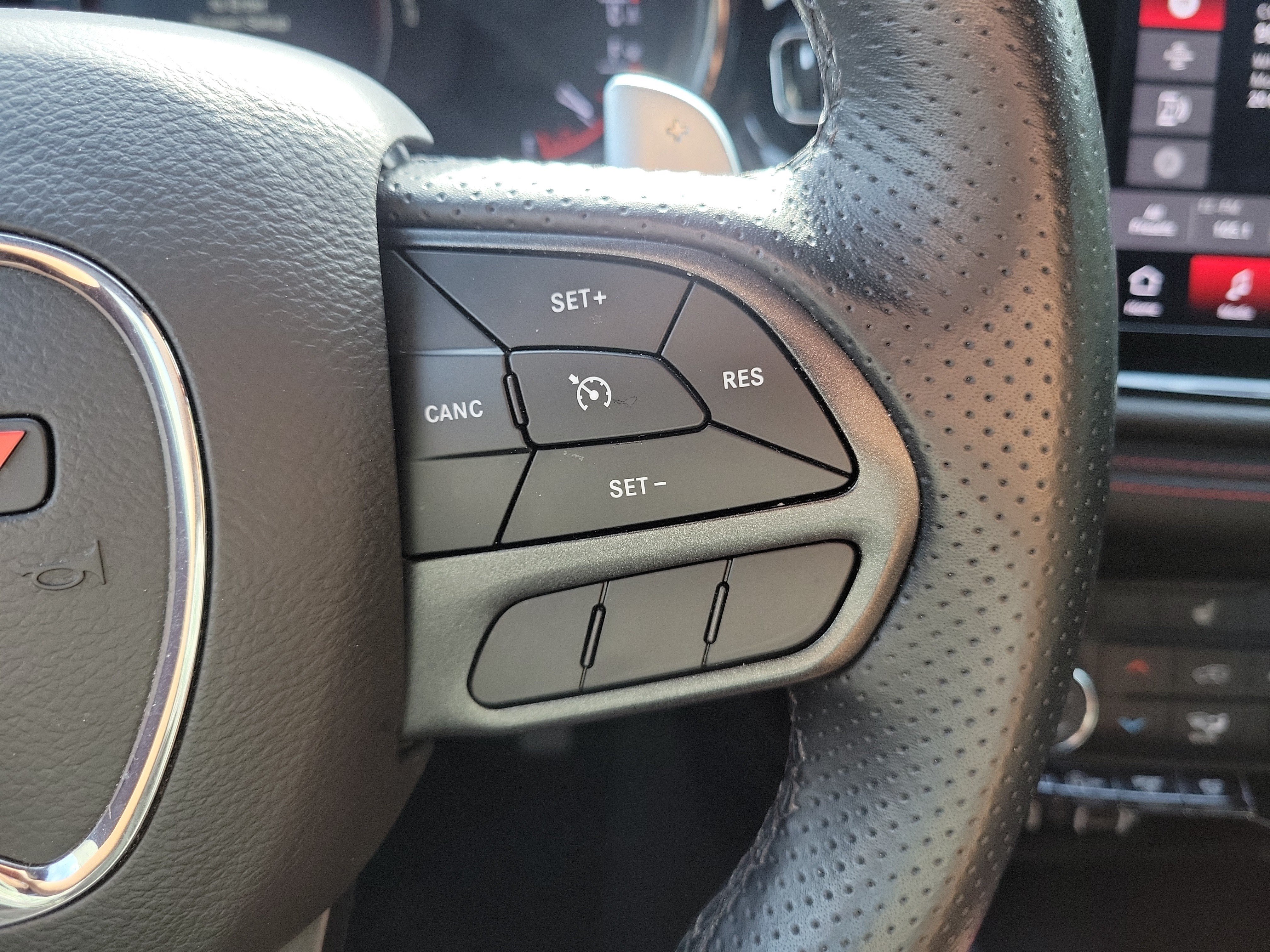 Used 2025 Dodge Durango GT AWD/4WD image 26