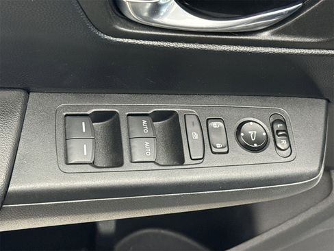 Used 2023 Honda CR-V EX image 17