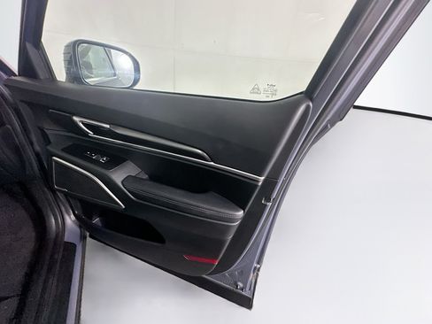 Used 2025 Kia Telluride S FWD image 35