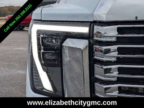 New 2026 GMC Sierra 3500 Denali w/ Denali Reserve Package AWD/4WD image 11