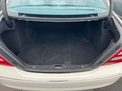 Used 2005 Mercedes-Benz C 230 Sedan image 21