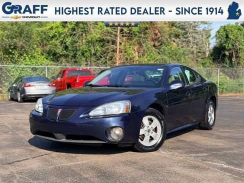 Used 2008 Pontiac Grand Prix w/ Sun And Sound Package FWD image 1