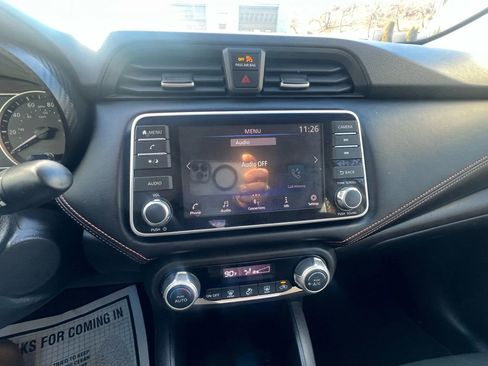 Used 2020 Nissan Versa SR image 16