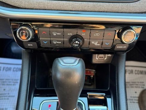 Used 2022 Jeep Compass Latitude w/ Convenience Group AWD/4WD image 18