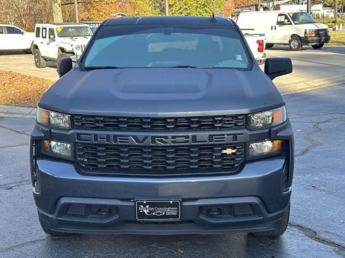 Certified 2021 Chevrolet Silverado 1500 Custom image 2