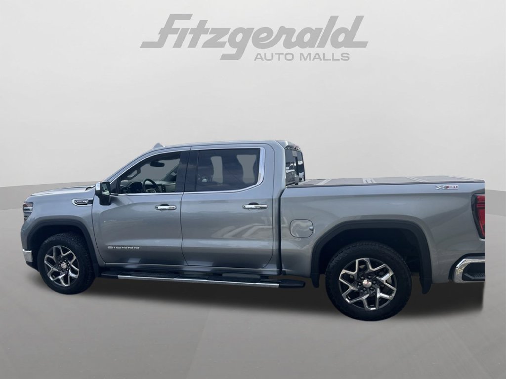 Used 2023 GMC Sierra 1500 SLT w/ SLT Premium Plus Package AWD/4WD image 6