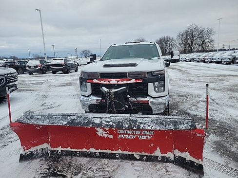 Used 2020 Chevrolet Silverado 3500 W/T w/ WT Convenience Package image 2
