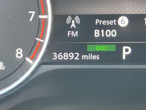 Used 2025 Nissan Rogue SV FWD image 23