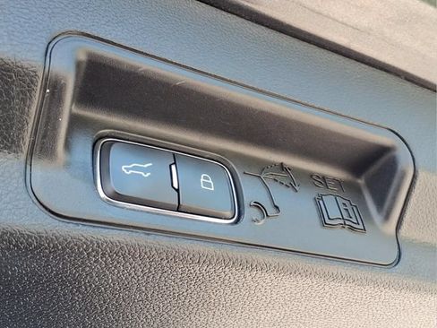 Used 2020 Ford Explorer ST w/ Premium Technology Package AWD/4WD image 23