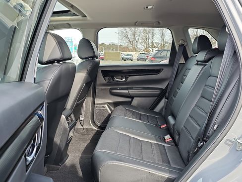 Used 2023 Honda CR-V EX-L image 10