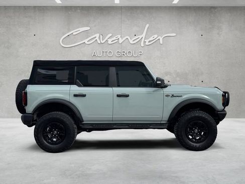 Used 2023 Ford Bronco Wildtrak image 17