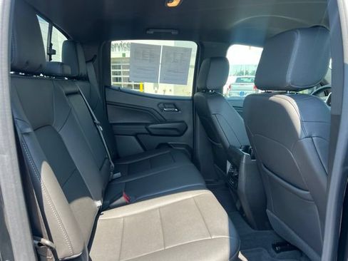 Used 2023 GMC Canyon Elevation w/ Elevation Premium Package AWD/4WD image 15