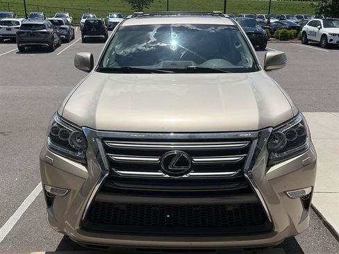 Used 2015 Lexus GX 460 w/ Premium Package AWD/4WD image 5