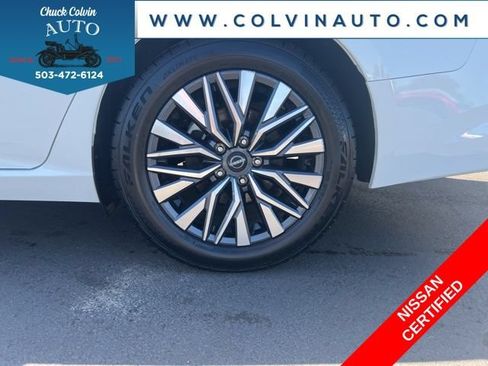 Certified 2025 Nissan Altima 2.5 SV FWD image 13
