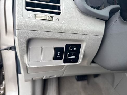 Used 2010 Toyota Corolla FWD image 24