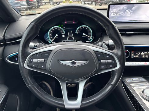 Used 2023 Genesis GV70 3.5T Sport w/ Sport Prestige Package image 9